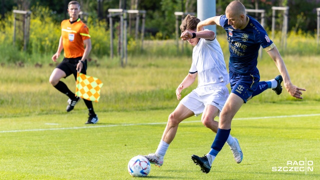 Piłkarze rezerw Pogoni rzutami karnymi (4:3) wygrali ze Świtem Szczecin w półfinale Pucharu Polski na szczeblu okręgu.