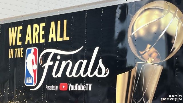 O mistrzostwo walczy King Szczecin, o mistrzostwo walczą też za oceanem w lidze NBA, najpopularniejszych koszykarskich rozgrywkach na świecie.