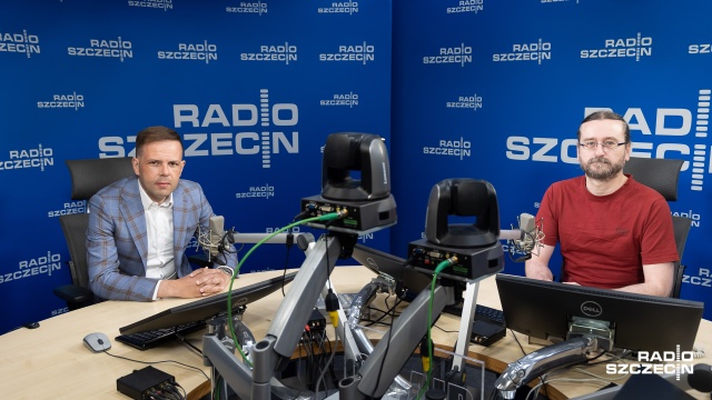 Klub Prawa i Sprawiedliwości będzie głosował przeciwko absolutorium dla marszałka województwa zachodniopomorskiego Olgierda Geblewicza - zapowiedział w Rozmowie pod krawatem Rafał Niburski, przewodniczący klubu PiS w Sejmiku Województwa Zachodniopomorskiego.