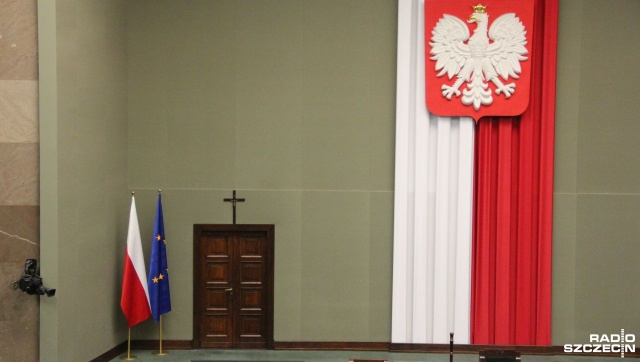 Jeszcze w piątek Sejm będzie głosował nad projektem ustawy, który przywraca emerytury pomostowe. Nowe zapisy to efekt porozumienia rządu ze związkiem zawodowym Solidarność.