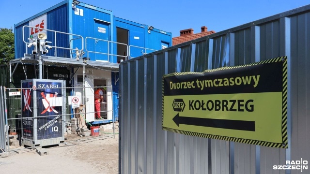 Trwa kompleksowa przebudowa kołobrzeskiego dworca PKP. W związku z prowadzonymi pracami nie obejdzie się jednak bez utrudnień w czasie sezonu letniego.