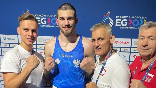 Mateusz Bereźnicki bez kwalifikacji w boksie do przyszłorocznych igrzysk olimpijskich w Paryżu.