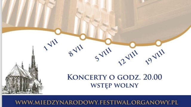 Poświęcenie organów i nadanie im imienia Jana Pawła II nastąpiło 15 czerwca 2008 roku. Ta uroczystość zainaugurowała Międzynarodowy Festiwal Organowy w Szczecinie. Dziś w Bazylice Archikatedralnej pw. św. Jakuba Apostoła rozpoczyna się 16. edycja wydarzenia.