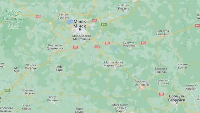 Białoruski dyktator twierdzi, że jest, a federacja naukowców amerykańskich informuje, że nie ma oznak rozmieszczenia lub przetransportowania rosyjskiej taktycznej broni nuklearnej na terytorium Białorusi.