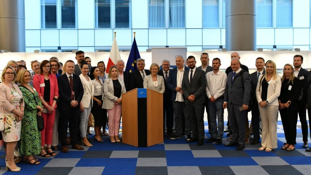 Troska o środowisko naturalne Pomorza Zachodniego - to wystawa, którą można oglądać do piątku w Parlamencie Europejskim w Brukseli.