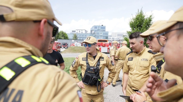 Z Krakowa wyrusza 150 strażaków, którzy pomogą gasić pożary lasów i zarośli w okolicach Aten.