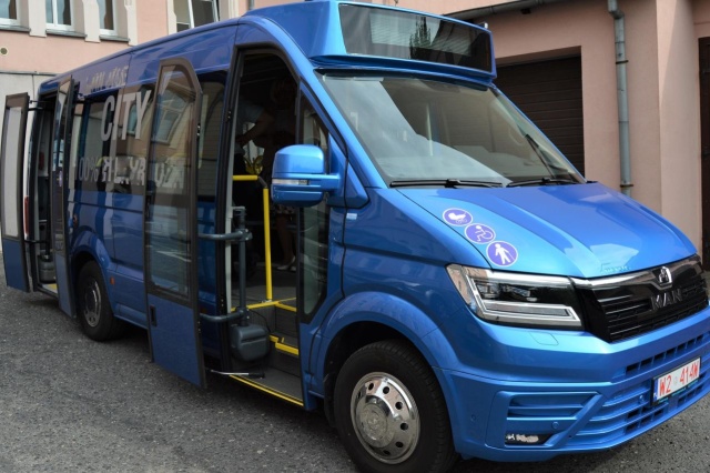 Będzie nowy bus dla osób z niepełnosprawnościami. Samochód kupią władze Stargardu.