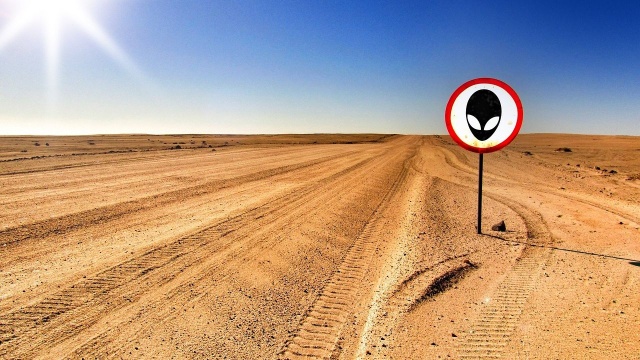 Dyskusja na temat UFO rozgorzała w Stanach Zjednoczonych. Wszystko po tym, jak emerytowany major Sił Powietrznych David Grusch zeznał, że Biały Dom ukrywał coś, co nazwał wieloletnim programem zbierania i inżynierii wstecznej, czyli niezidentyfikowanych zjawisk powietrznych, co jest oficjalnym terminem rządowym dla UFO.