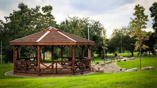 Wioska indiańska powstanie na prawobrzeżu Szczecina. O nowy plac zabaw powiększy się Park Majowe. Miasto czeka na oferty wykonawców. Zagospodarowany zostanie teren przy ulicy Andrzejewskiego.