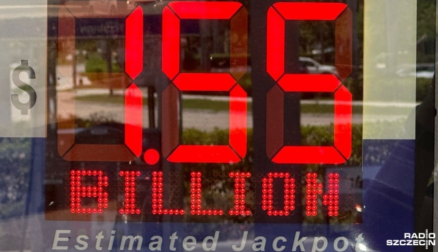 Miliard 550 milionów dolarów, tyle pieniędzy będzie można wygrać w amerykańskiej loterii Mega Millions.