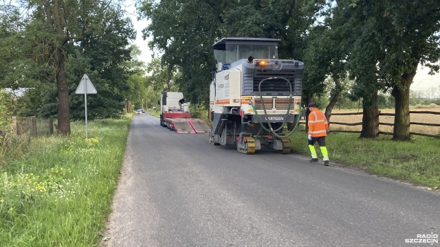 Zamknięty od dziś będzie kilometrowy odcinek trasy. Został wyznaczony objazd przez Lubczynę i Kliniska Wielkie. Utrudnienia potrwają dwa miesiące.