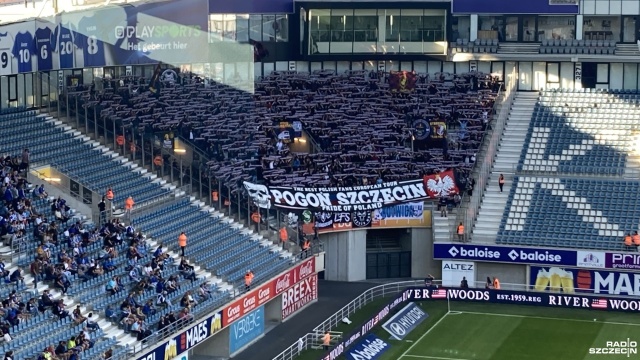 Klęska piłkarzy Pogoni w Gandawie. Szczecinianie przegrali na wyjeździe z KAA Gent 0:5 w pierwszym meczu trzeciej rundy eliminacji Ligi Konferencji Europy.