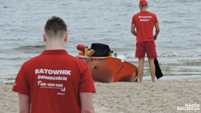 Takiego sezonu na świnoujskiej plaży jeszcze nie było. Ratownicy są pod wrażeniem odpowiedzialności, z jaką w tym roku wypoczywają turyści. Pod tym względem nie ma porównania z ubiegłym sezonem.