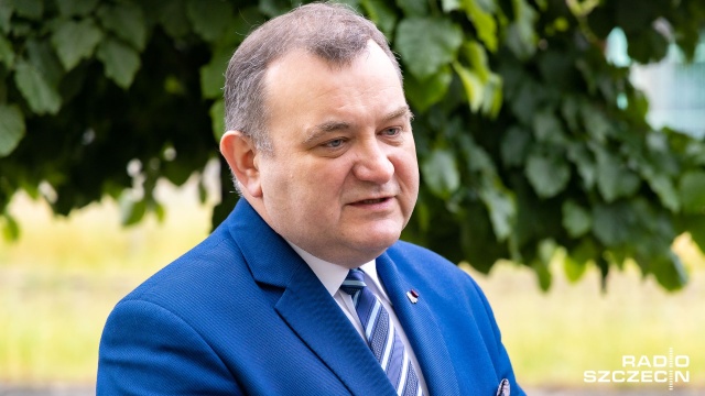 Ma siedem zarzutów, w tym cztery korupcyjne i jest kandydatem Platformy Obywatelskiej do Senatu. To Stanisław Gawłowski, niegdyś szef partii w Zachodniopomorskiem.