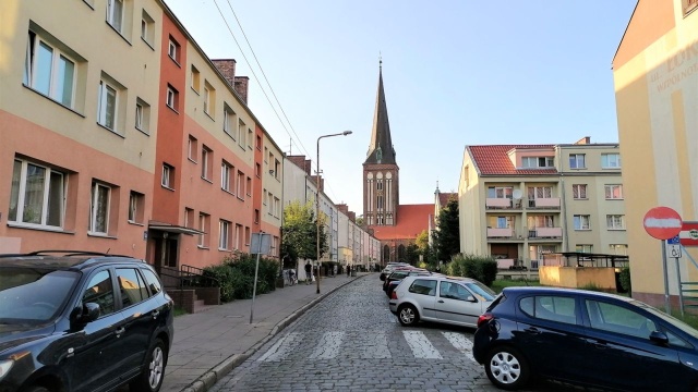 Poprawią wygląd, podniosą poziom i poczucie bezpieczeństwa - to nowe latarnie, które staną w Stargardzie. Oświetlą ulice Łokietka, Mieszka I, Pocztową, Płatnerzy i Złotników.