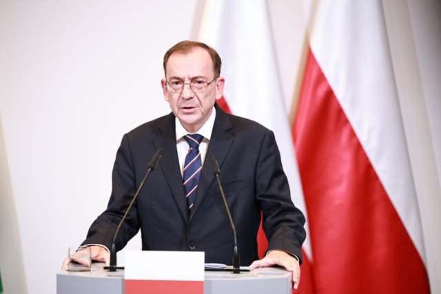 Szefowie resortów spraw wewnętrznych Polski, Litwy, Łotwy i Estonii żądają od reżimu Łukaszenki natychmiastowego opuszczenia Białorusi przez najemników z tzw. grupy Wagnera oraz opuszczenia stref przygranicznych przez nielegalnych imigrantów.