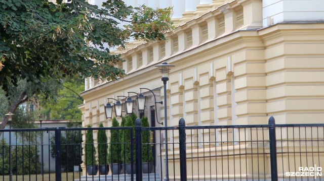 O godzinie 11.00 rząd podejmie uchwałę w sprawie embarga na wwóz ukraińskiego zboża do Polski - poinformował minister rolnictwa Robert Telus.