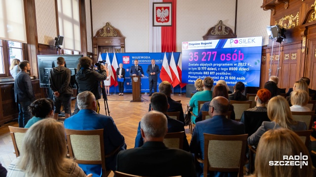 Dodatkowych pięć milionów złotych trafiło w środę do 75 samorządów z naszego regionu. To pieniądze na obiady dla dzieci i osób potrzebujących. Środki na ten cel pochodzą z rządowego programu Posiłek w szkole i w domu.
