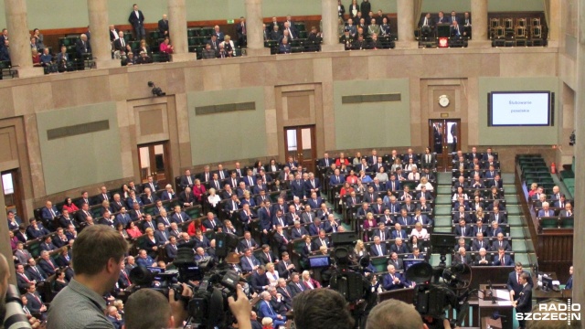 Co się dzieje w sondażach, jakie są przewidywania wyborcze na podstawie trendów obserwowanych na przestrzeni miesięcy: rośnie poparcie dla Prawa i Sprawiedliwości, opozycja słabnie - zwracał uwagę socjolog polityki Marcin Palade w audycji Radio Szczecin na Wieczór.
