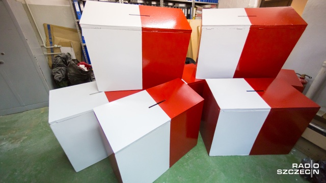 Partie mają swój czas na naszej antenie. To w związku z nadchodzącymi wyborami i referendum. Radio Szczecin udostępni eter wszystkim partiom politycznym i organizacjom, które zarejestrowały się w Państwowej Komisji Wyborczej i dostały od niej zaświadczenie uprawniające do skorzystania z bezpłatnego czasu.