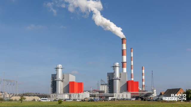 Jeszcze w tym roku popłynie prąd z nowych bloków energetycznych, których budowa kończy się w Dolnej Odrze. Za starą elektrownią powstały dwa największe bloki gazowo-parowe w Polsce.