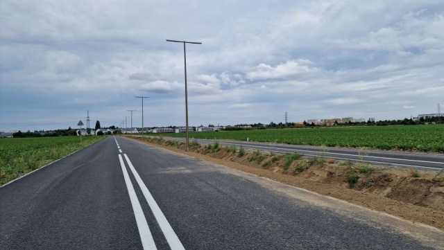 Zakończył się remont ważnej drogi dla gminy Kołbaskowo. Przebudowana została trasa Ostoja - Szczecin. To także obwodnica tzw. starej Ostoi.