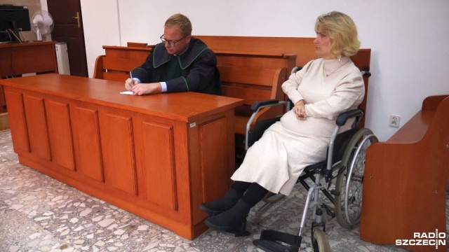 Śpiewała przy kołobrzeskim molo - w piątek usłyszała wyrok sądu. Mowa o niepełnosprawnej wokalistce, która od miesięcy spierała się w tej sprawie ze strażą miejską.