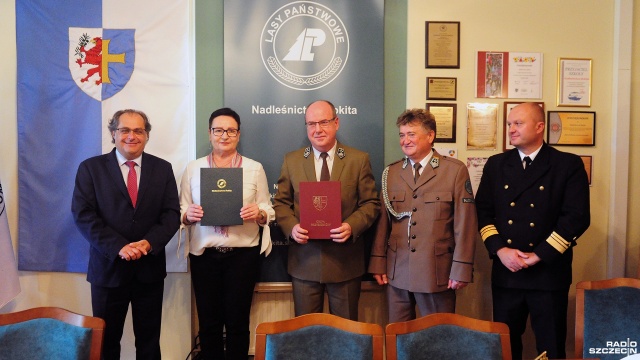 Droga w Moraczu w gminie Przybiernów zostanie przebudowana. Całość inwestycji za prawie 400 tysięcy złotych sfinansują Lasy Państwowe z budżetu Nadleśnictwa Rokita.