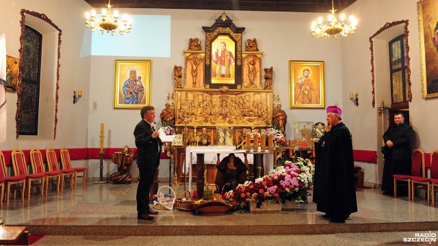 Nowy wystrój tabernakulum, obraz świętego Józefa oraz Matki Bożej Wspomożycielki Wiernych, po renowacji zostały poświęcone w sanktuarium błogosławionego kardynała Stefana Wyszyńskiego w Kobylance.