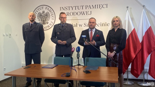 Więźniowie będą sprzątać groby przed 1 listopada na szczecińskich cmentarzach - to porozumienie jakie podpisał Instytut Pamięci Narodowej w Szczecinie z Służbą Więzienną.