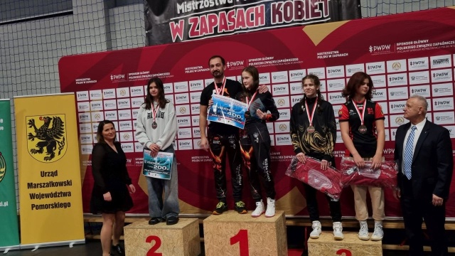 Sukcesy zachodniopomorskich zapaśniczek w Mistrzostwach Polski w zapasach do lat 14, które odbyły się w Pelplinie.