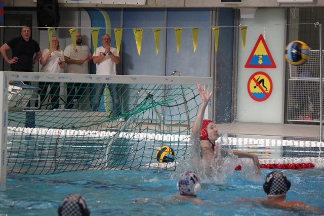 Piłkarze wodni Arkonii z kompletem zwycięstw zakończyli turniej Mistrzostw Polski juniorów młodszych U-15.