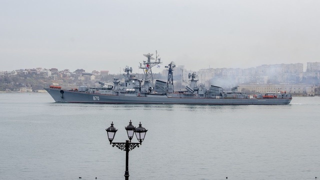 Moskiewski reżim zapowiedział zorganizowanie w przyszłym roku serii manewrów morskich. W 20 przedsięwzięciach mają wziąć udział jednostki wszystkich flot Federacji Rosyjskiej oraz okręty zagranicznych sojuszników Rosji.