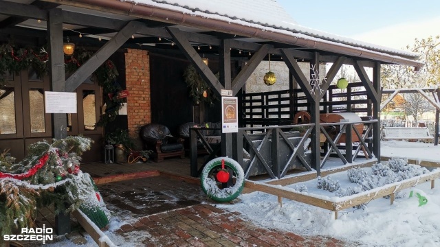 Choinki, kuligi, ognisko i specjały lokalnych producentów przygotowali organizatorzy Świątecznego Jarmarku w Stodole, który rozpoczyna się dziś w podstargardzkim Gogolewie.