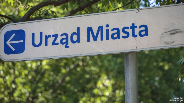 Jest szansa, że w Szczecinie pojawi się Urzędomat. I dowody rejestracyjne będzie można odbierać jak z paczkomatu. Dzięki temu będzie można uniknąć stania w kolejce.