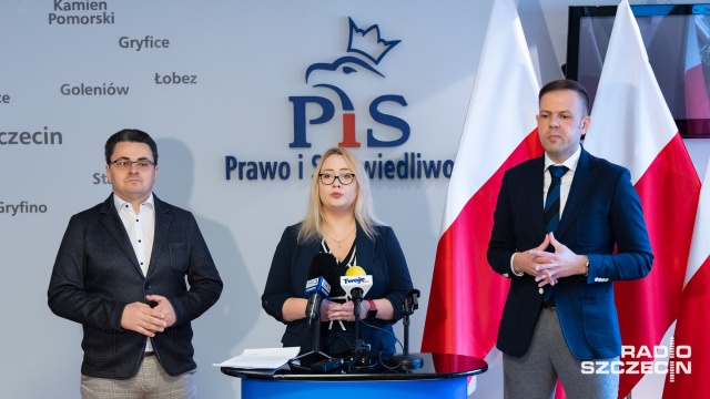 Musi być jeden bilet i koniec - uważają radni Prawa i Sprawiedliwości. W ich ocenie - w innym przypadku - inwestycja będzie nieatrakcyjna dla mieszkańców.