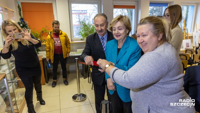 Izbę Pamięci Sybiraków stworzyli uczniowie Liceum im. Sybiraków w Szczecińskiej Szkole Florystycznej. To zbiór pamiątek Polaków zesłanych przez sowietów w głąb byłego Związku Radzieckiego do przymusowej pracy w łagrach podczas II Wojny Światowej.