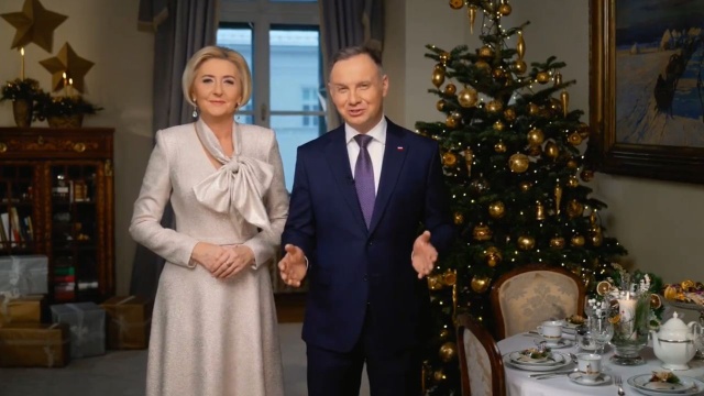 Bożonarodzeniowe życzenia dla Polaków w kraju i zagranicą złożyła para prezydencka.