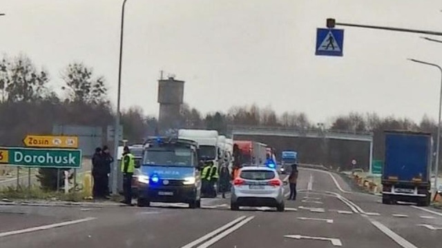 Przewoźnicy w Dorohusku nie przerywają protestu na święta