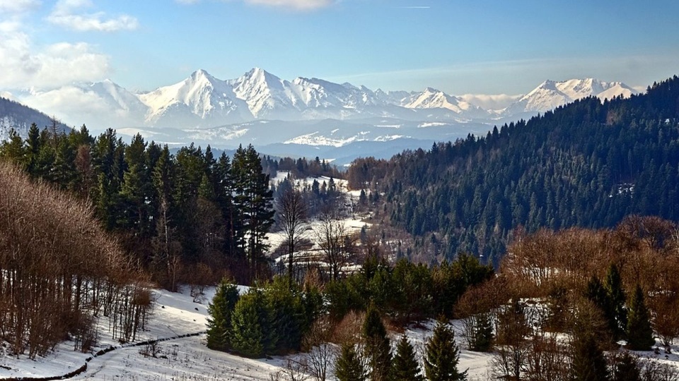 Wysoko w Tatrach ma sypać śnieg. Obowiązuje drugi stopień zagrożenia lawinowego. źródło: https://pixabay.com/pl/3517197/JerzyGorecki/CC0 - domena publiczna