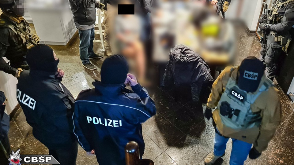 Na poczet przyszłych kar zabezpieczono też luksusowe samochody i motocykle. źródło: https://cbsp.policja.pl