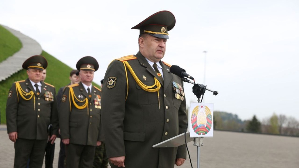 Białorusinów ćwiczono kierować systemem kompleksu rakietowego Iskander-M, który jest zdolny przenosić pociski nuklearne. źródło: https://twitter.com/MOD_BY