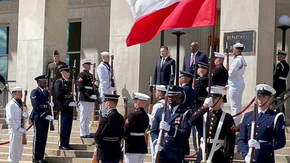 Specjalnym gościem parady będzie wicepremier, minister obrony Mariusz Błaszczak, który przebywa z pięciodniową wizytą w Ameryce Północnej. źródło: Specjalnym gościem parady będzie wicepremier, minister obrony Mariusz Błaszczak, który przebywa z pięciodniową wizytą w Ameryce Północnej.
