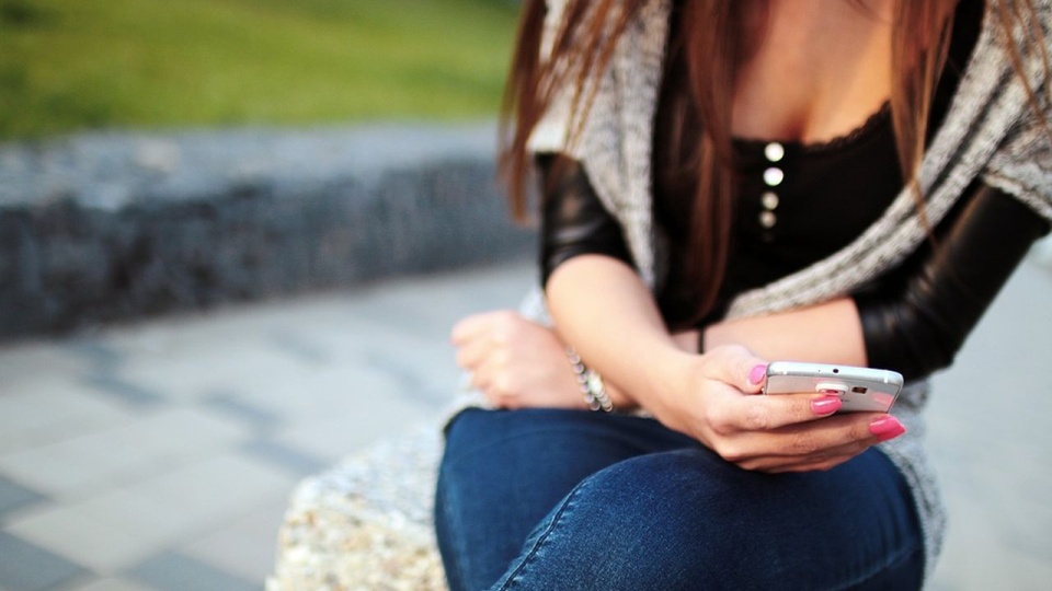 Zakład Ubezpieczeń Społecznych nie wysyła wiadomości SMS ani maili, które dotyczą świadczeń. źródło: https://pixabay.com/pl/926622/StockSnap/CC0 - domena publiczna