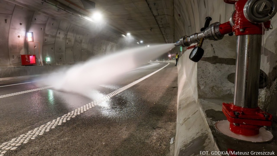 Budowa kosztowała ponad 900 mln złotych. źródło: https://twitter.com/GDDKiA_Szczecin/status/1661011687108153349