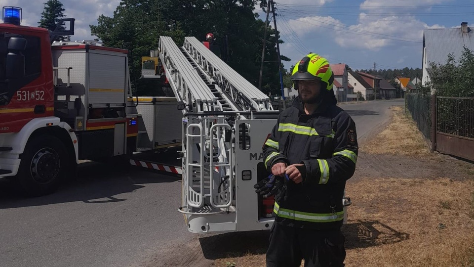 Na pomoc ruszyli druhowie z miejscowego OSP. źródło: https://www.facebook.com/ospsowno