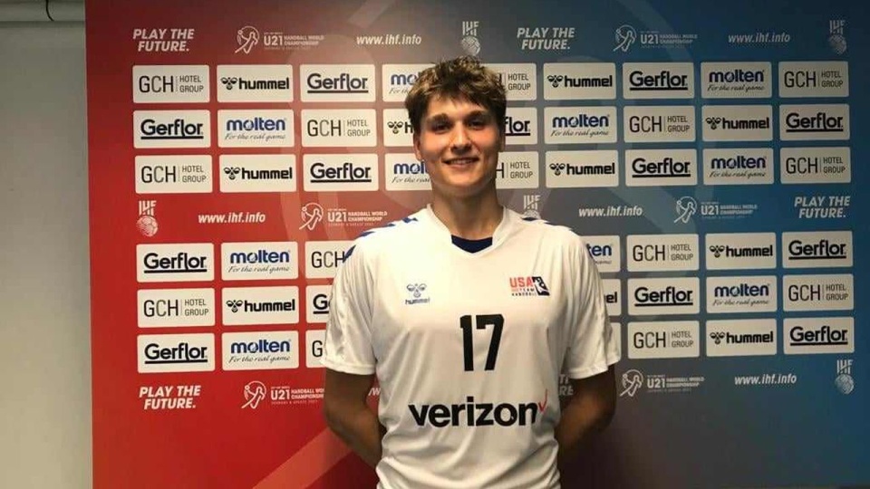 Nowym piłkarzem ręcznym szczecińskiej drużyny został Tristan Morawski. źródło: https://www.facebook.com/sandraspapogonszczecin