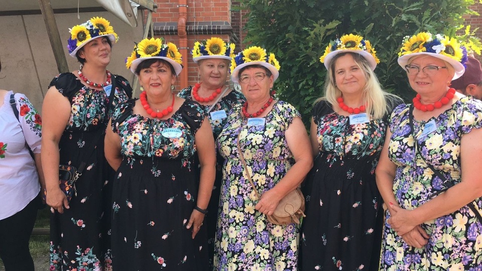2021 - I miejsce w Konkursie Bitwa Regionów - KGW w Kowańczu „SIKORECZKI” - zgłoszona potrawa Topinambur na boczku
