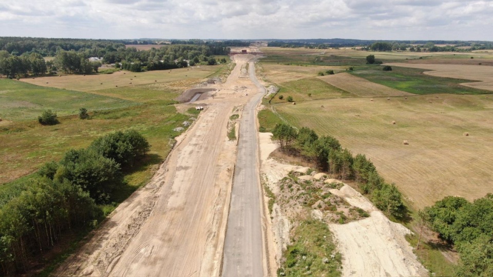 Zakończenie budowy planowane jest w II kwartale 2025 roku. źródło: https://twitter.com/GDDKiA_Szczecin/status/1683898173092249600