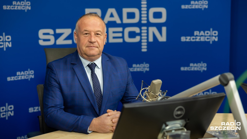 Artur Szałabawka apeluje do polityków, aby nie używali mediów społecznościowych do hejtu i nagonek. Fot. Robert Stachnik [Radio Szczecin]